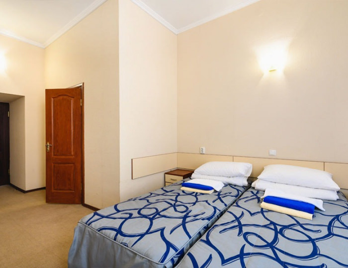 Стандарт + трехместный (корп.1) - Алушта