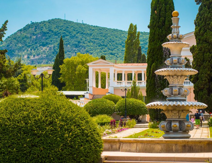 Внешний вид и территория - Алушта